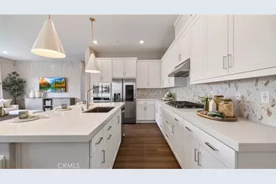 24532 Via La Sombrilla, Valencia, CA 91354 - Photo 2