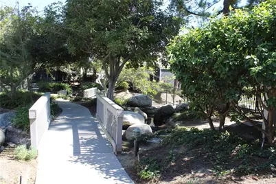 25613 Pine Creek, Wilmington, CA 90744 - Photo 16