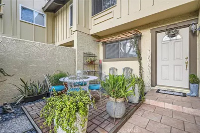 2604 N Tustin Ave, Santa Ana, CA 92705 - Photo 2