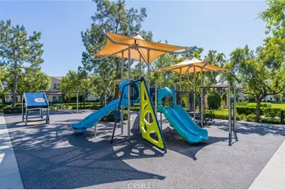 88 Capricorn, Irvine, CA 92618 - Photo 34
