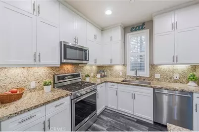 88 Capricorn, Irvine, CA 92618 - Photo 4