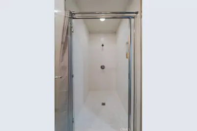 88 Capricorn, Irvine, CA 92618 - Photo 18