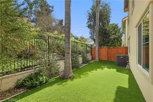 55 Fieldhouse, Ladera Ranch, CA 92694 - Photo 22