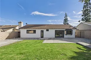 17541 Pine Cir, Yorba Linda, CA 92886 - Photo 22