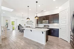 119 Plateau, Irvine, CA 92618 - Photo 2