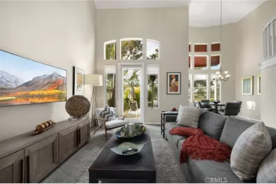 2444 Aquasanta, Tustin, CA 92782 - Photo 10