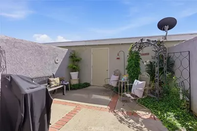 8276 Constantine Drive, Huntington Beach, CA 92646 - Photo 20