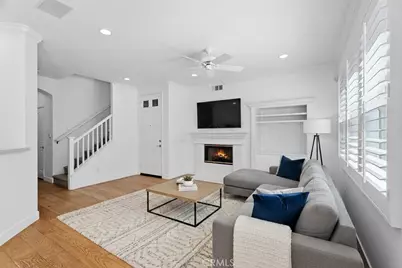 44 Sapphire #106, Irvine, CA 92602 - Photo 2