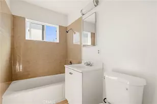 1405 S Broadway, Santa Ana, CA 92707 - Photo 18
