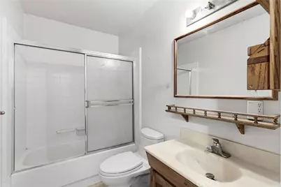 8225 Foxhall Drive, Huntington Beach, CA 92646 - Photo 18