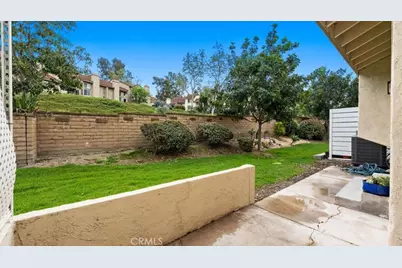 26562 Lucinda, Mission Viejo, CA 92691 - Photo 32