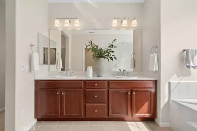 101 Newington, Irvine, CA 92618 - Photo 32