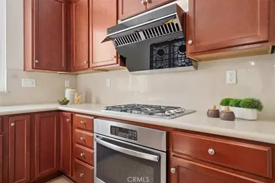 101 Newington, Irvine, CA 92618 - Photo 6