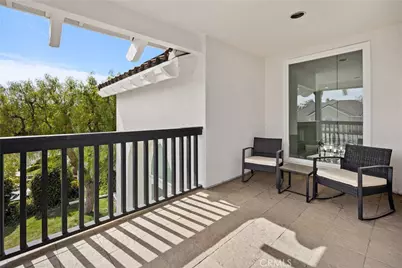 27121 Woodbluff Drive, Laguna Hills, CA 92653 - Photo 22