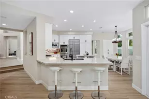 27121 Woodbluff Dr, Laguna Hills, CA 92653 - Photo 10