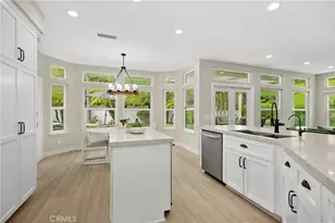 27121 Woodbluff Dr, Laguna Hills, CA 92653 - Photo 8