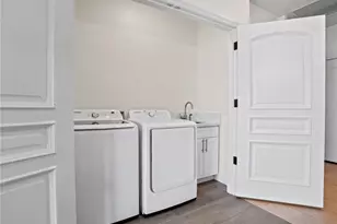 1598 Long Beach, Long Beach, CA 90813 - Photo 8