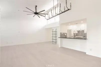 240 Nice #302, Newport Beach, CA 92663 - Photo 12