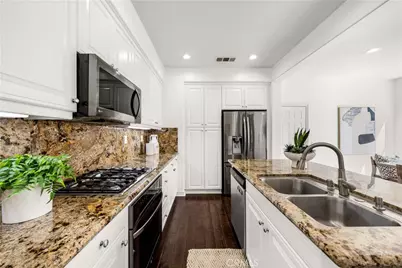 1439 Madison, Tustin, CA 92782 - Photo 12