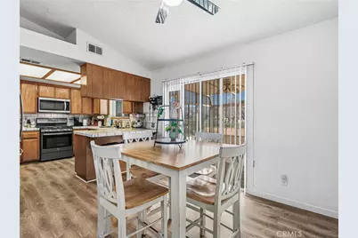 21019 Wren, Apple Valley, CA 92308 - Photo 8