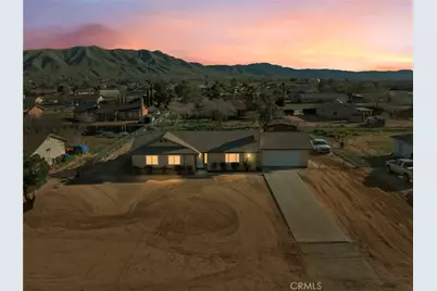 21019 Wren, Apple Valley, CA 92308 - Photo 2