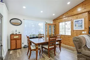 23095 Hemlock, Crestline, CA 92325 - Photo 16