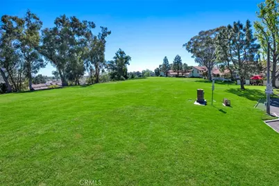 8466 Idlewild, Huntington Beach, CA 92646 - Photo 32