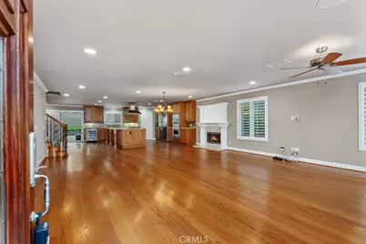 18452 Carnaby, Huntington Beach, CA 92648 - Photo 12