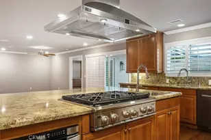 18452 Carnaby, Huntington Beach, CA 92648 - Photo 12