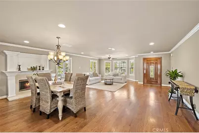 18452 Carnaby, Huntington Beach, CA 92648 - Photo 14