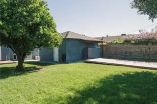 801 N Myers, Burbank, CA 91506 - Photo 40