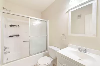 646 Nebraska, Long Beach, CA 90802 - Photo 10