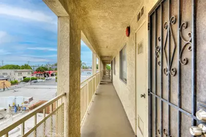 646 Nebraska, Long Beach, CA 90802 - Photo 2