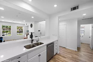 15 Strawflower, Ladera Ranch, CA 92694 - Photo 6