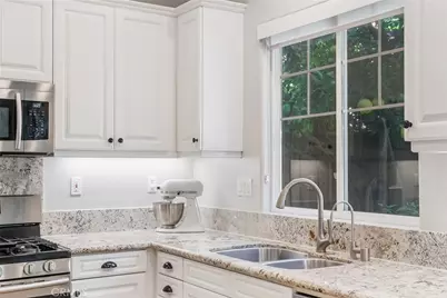 9 Flowerdale, Ladera Ranch, CA 92694 - Photo 20