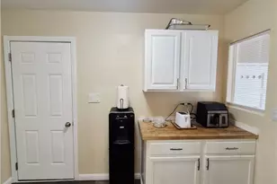 639 N Carleton, Anaheim, CA 92801 - Photo 12