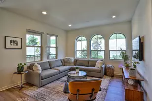 608 White Oaks, Lake Forest, CA 92610 - Photo 2