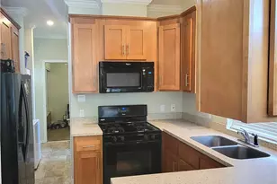 2103 W 245th St, Lomita, CA 90717 - Photo 12