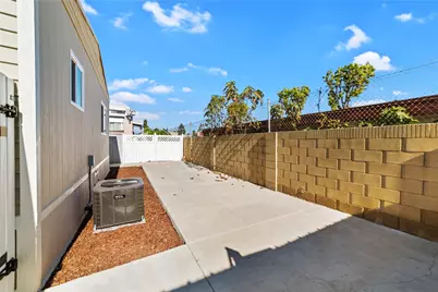 9080 Bloomfield, Cypress, CA 90630 - Photo 40