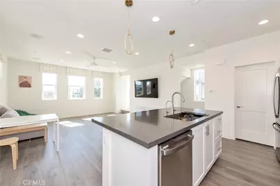 131 Mirth, Irvine, CA 92618 - Photo 6