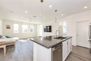 131 Mirth, Irvine, CA 92618 - Photo 6