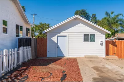 1310 S Belle Avenue, Corona, CA 92882 - Photo 4