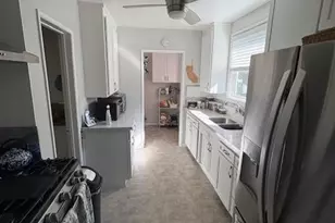 21011 Cohasset St, Canoga Park, CA 91303 - Photo 12