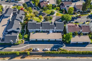 32 Goldenbush, Irvine, CA 92604 - Photo 54