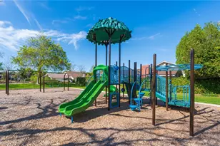 32 Goldenbush, Irvine, CA 92604 - Photo 40