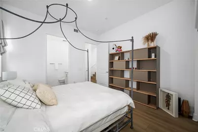 333 Sora, Irvine, CA 92618 - Photo 36