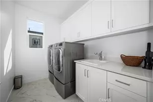 333 Sora, Irvine, CA 92618 - Photo 58