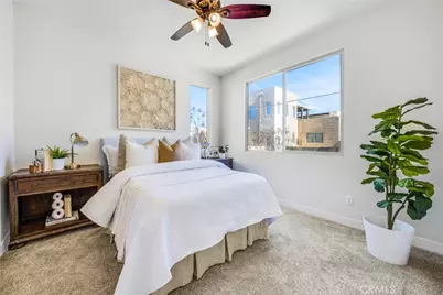 104 Interval, Irvine, CA 92618 - Photo 20