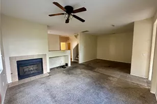 15431 Park Point, Lake Elsinore, CA 92532 - Photo 2