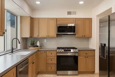 1222 S Silver Star Way, Anaheim Hills, CA 92808 - Photo 12